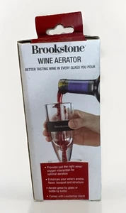Brookstone Weinbelüfter für besser schmeckenden Wein in jedes Glas, das Sie einschenken - Bild 1 von 2