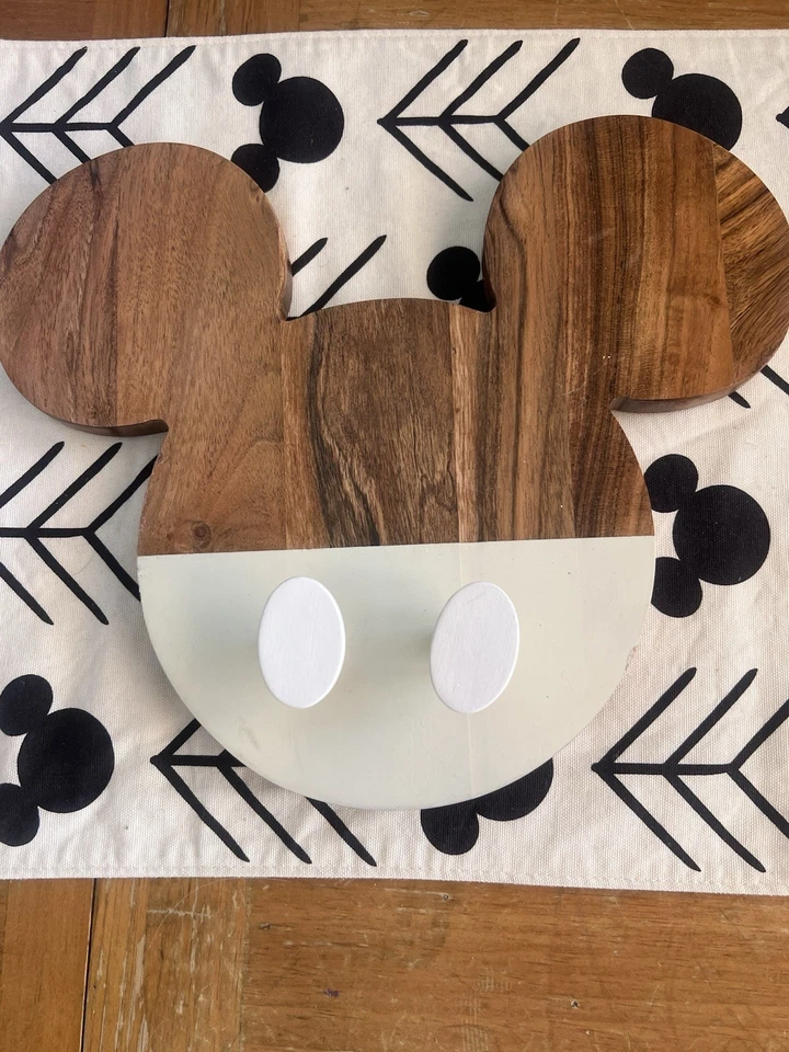 Disney Store - Ganchos de pared decorativos de madera con forma de icono de Mickey Mouse - Nuevos Foto 1 de 2