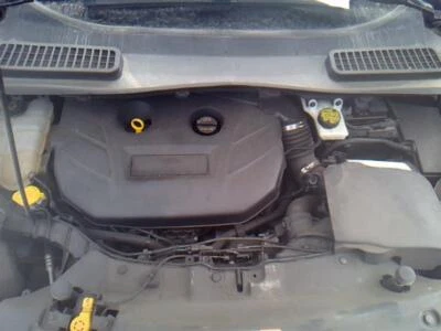 Pinza de freno de disco delantera izquierda usada se adapta a: Ford Escape 2016 gasolina delantera con turbo Foto 1 de 4