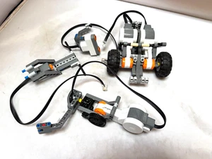 LEGO MindStorms NXT Replacement Part Pieces - Parts - Tank / Vehicle LOT - Picture 1 of 4