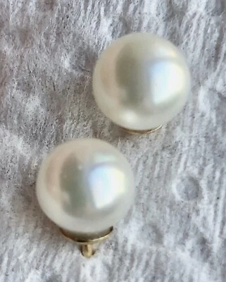 Pearl Post Earrings 7mm Pearls  Gold Colored Metal  0070 - Image 1 of 4