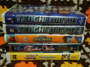 Pokémon Jirachi - Wish Maker + Tenchi Muyo! + Endless Waltz (VHS x 5) Anime LOT - Foto 1 di 19