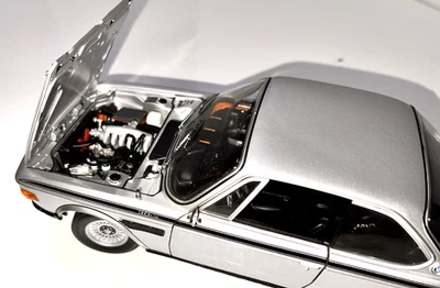 1:18 Minichamps BMW 3.0 CSL 1972 Coupe Silver Diecast Model Car - Image 1 of 4