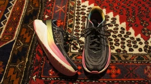 Size 7.5B - Hoka One One Mach X Women's Running Shoes 'Black Rainbow' - Picture 1 of 10