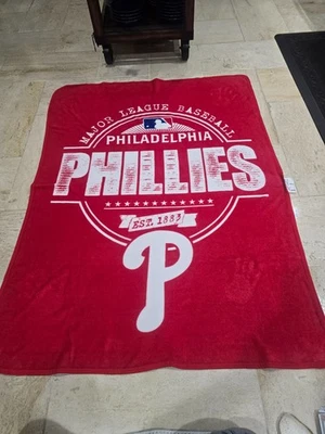MLB Philadelphia Phillies Large Soft Fleece Throw Blanket 43x57 Man Cave Crisp - Image 1 of 4