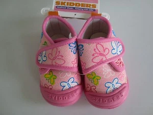 NEW Girl Infant Toddler 12 or 24 months SKIDDERS Gripper BUTTERFLIES Canvas Shoe - Picture 1 of 3