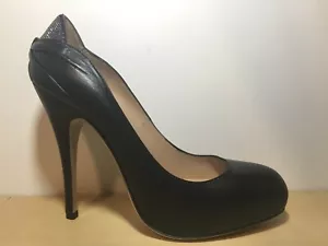 NEW Valentino Garavani Black Leather Back Bow Glitter Round Toe Pump Shoe 38-7.5 - Picture 1 of 6