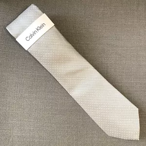Calvin Klein Men's Neck Tie Beige Solid Grid Silk Blend MSRP $69.50 - Picture 1 of 3