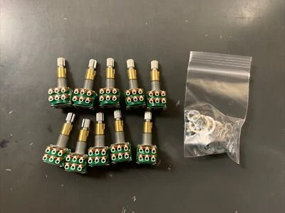 50K PremiumPot Linear Taper Center Detent 19MM Body 6/8MM Spline/Slot Shaft 10pc - Image 1 of 4