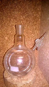 SCHOTT DURAN Glass 500mL Nitrogen Round Bottom Schlenk Flask Valve 29/32 JNT - Picture 1 of 5