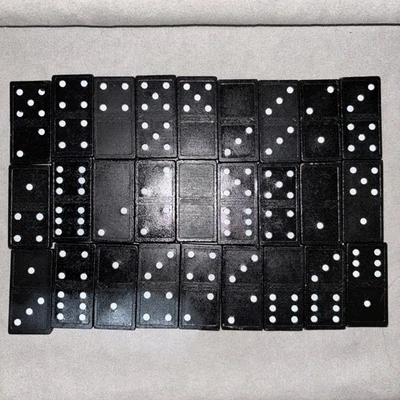 Dominoes Set 28 Wooden Pieces Loose 25x50mm - Image 1 of 4