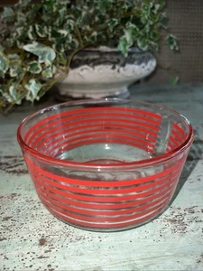 Pyrex Red Stripe Clear 1 qt Glass Mixing Storage Bowl #7201 - Picture 1 of 4