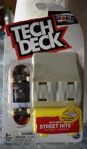 Tech Deck HOPPS STREET HITS WITH JERSEY BARRIER NEW - Picture 1 of 5