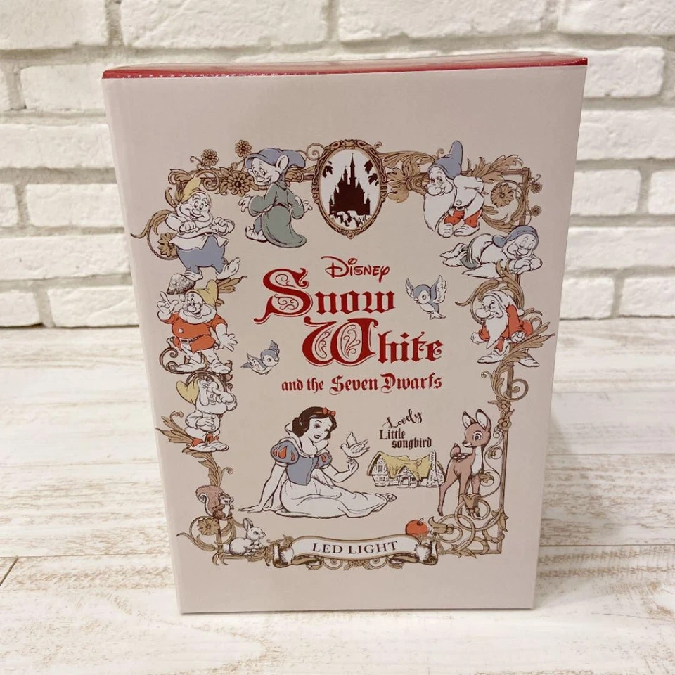Disney Blancanieves Luz LED Blancanieves y los Siete Enanitos con caja exterior SIN USAR Foto 1 de 4