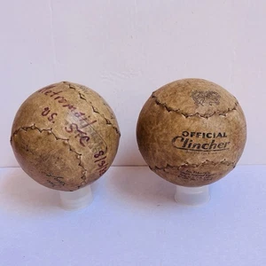 Lote O 2 Bolas Blandas de Cuero Hechas a Mano Vintage 1882 y 89 CUBIERTA OFICIAL 1 Firmadas - Imagen 1 de 9