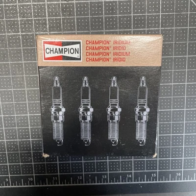 4 PACK Champion 9055 REC12WMPB5 Iridium Spark Plug New - Image 1 of 2