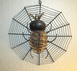 VTG. GLASS SPIDER & WEB TEA LIGHT HOLDER-HEAVY METAL/WIRE WALL DECOR (14.5") - Picture 1 of 7