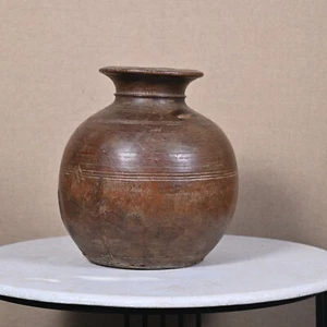 Olla de almacenamiento de agua Himachal maceta matka vintage 12,5 pulgadas 10x10x12,5 pulgadas - Imagen 1 de 6