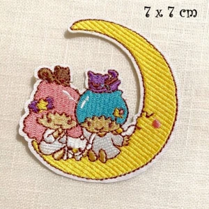 Écusson patch brodé thermocollant, DUO enfant bébé jumeaux garçon fille, Lune - Picture 1 of 1