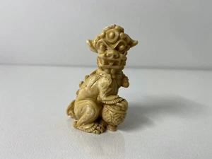 Chinese Resin Foo Dog Statue Figurine 2.5 in - Picture 1 of 2