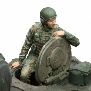 Modelo SOL 237 - 1/16 Figura/Kit - Tiradora Rusa - Nueva - Imagen 1 de 1