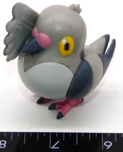 Pokemon Pidove Figure Toy Figurine 2011 Nintendo Jakks Pacific - Picture 1 of 6