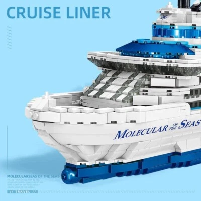 City 2428Pcs Cruise Liner Ship Sailing Boat Mini Model Building Blocks Creative - Image 1 of 4