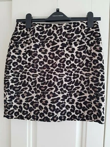 Dorothy Perkins mini skirt- size 6 - Picture 1 of 5