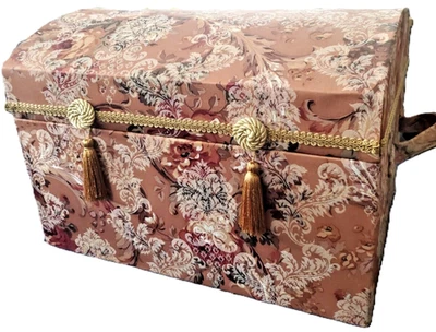 Большая коробка для хранения RAYMOND WAITES коллекция Once Upon a Rose New York 17x12 - Изображение 1 из 4