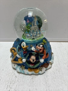 Vintage Disney World Snow Globe 2000 Millennium Celebrate Musical Wind Up - Picture 1 of 8