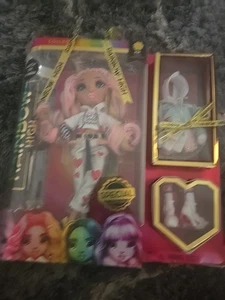 Neu im Karton Rainbow High Kia Hart Modepuppe Sammlerpuppe Sonderedition - Bild 1 von 3
