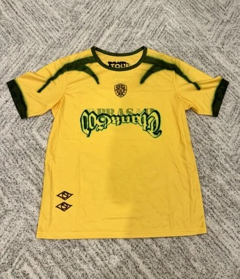 CAMISA DE FUTEBOL TRAVIS SCOTT BRASIL tamanho G nova em folha - Imagem 1 de 2