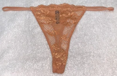 OUT FROM UNDER Scalloped Edge Floral Lace Caramel Thong Panty Womens Sz L 7 - Image 1 of 3