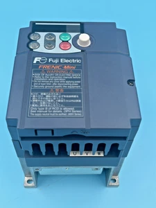 Fuji Electric Frenic-Mini Inverter Drive Type FRN0012C2S-2U E11732410 - Picture 1 of 8
