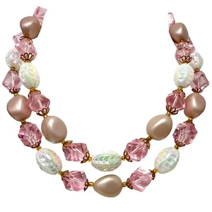 Collar De Cuentas Moldeadas Rosa Beige Translúcido Blanco Opalescente De Colección W Alemania - Imagen 1 de 9