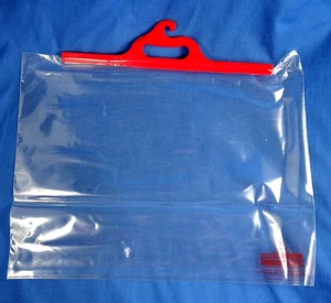 Paquete de 10 bolsas de almacenamiento colgantes, gancho pequeño bolsas de plástico transparente de 19 x 15 pulgadas al por menor - Imagen 1 de 6