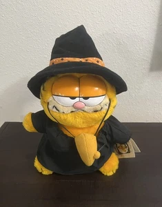 Vintage 1988 Dakin Garfield Halloween Witchy Poo Plush 10th B-Day ~ Original Tag - Picture 1 of 11
