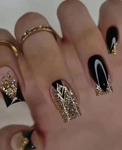 24 Pcs Press On Medium Nails Black Golden Glitter Stripes Tips Ready To Wear! - Picture 1 of 5