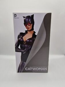 DC Cover Girls Catwoman Statue NEW Dc Comics BATMAN