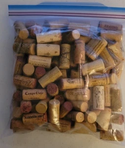Tüte mit 100 Weinkorken - Bild 1 von 1
