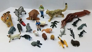 Lotto di 27 animali vintage e moderni fattoria safari gatti fauna selvatica oceano persone taglie - Foto 1 di 11
