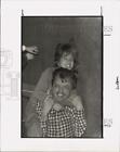 1983 Press Photo Jeff Wagaman and Kim Birgsall wrestle on gym mat - ctga00805