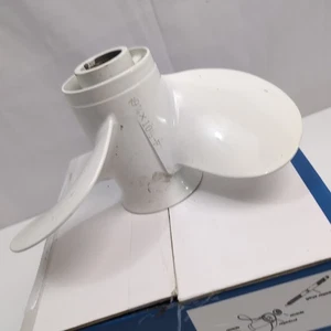 9 7/8 x 10 1/2 Outboard Propeller for Yamaha 20-30HP 10T, RH, 664-45945-00-el - Bild 1 von 7
