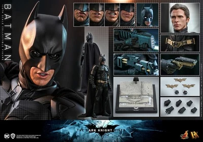 Figura Hot Toys DX19 The Dark Knight Rides: Batman escala 1:6 nueva en caja Foto 1 de 4