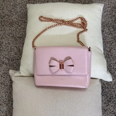Bolso cruzado Ted Baker rosa con cadena de oro rosa 1919 83409  Foto 1 de 4