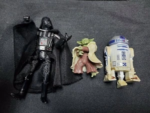 Star Wars Darth Vader, R2D2, Yoda, Action Figuren Hasbro 2004 ohne Säbel B3 - Bild 1 von 4