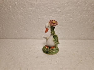 DE COLECCIÓN MINIATURA CERÁMICA GANSO CON FLOR ORIGINAL LOOS AUSTRIA - Imagen 1 de 11