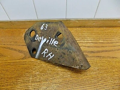 1963 Cadillac Deville кронштейн заднего бампера - Изображение 1 из 4