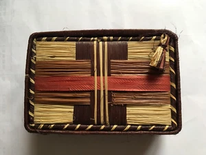 altes Schmuckkästchen/ Nähkästchen mit Bast, Handarbeit aus Omas Zeit, ca. 15x10 - Bild 1 von 9