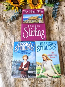 Jessica Stirling Hardback Book Bundle X 3 Island Wife Strawberry Season Prized - Foto 1 di 5